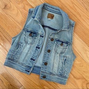 American Eagle Jean Vest